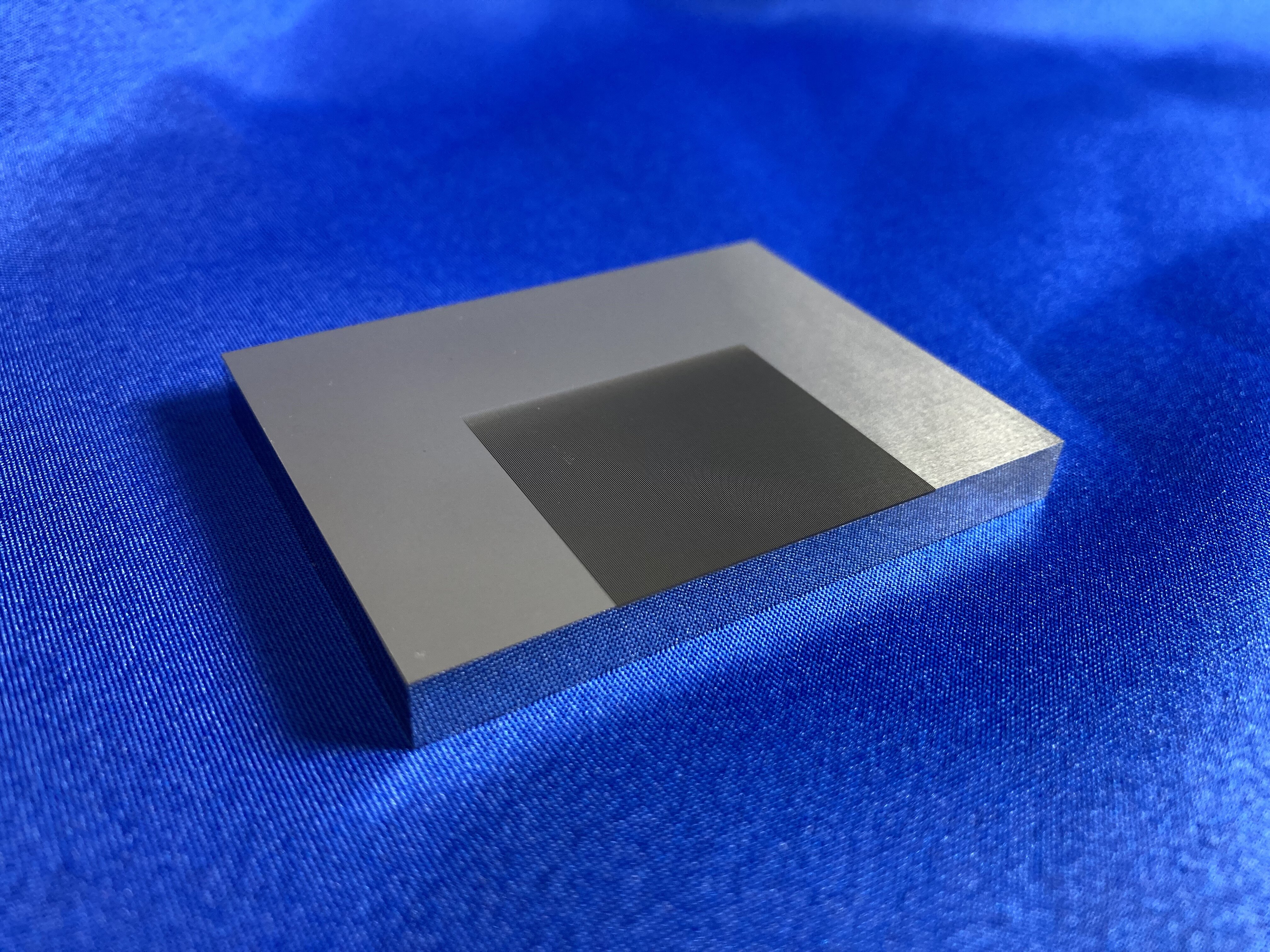 Fine groove and undercut machining